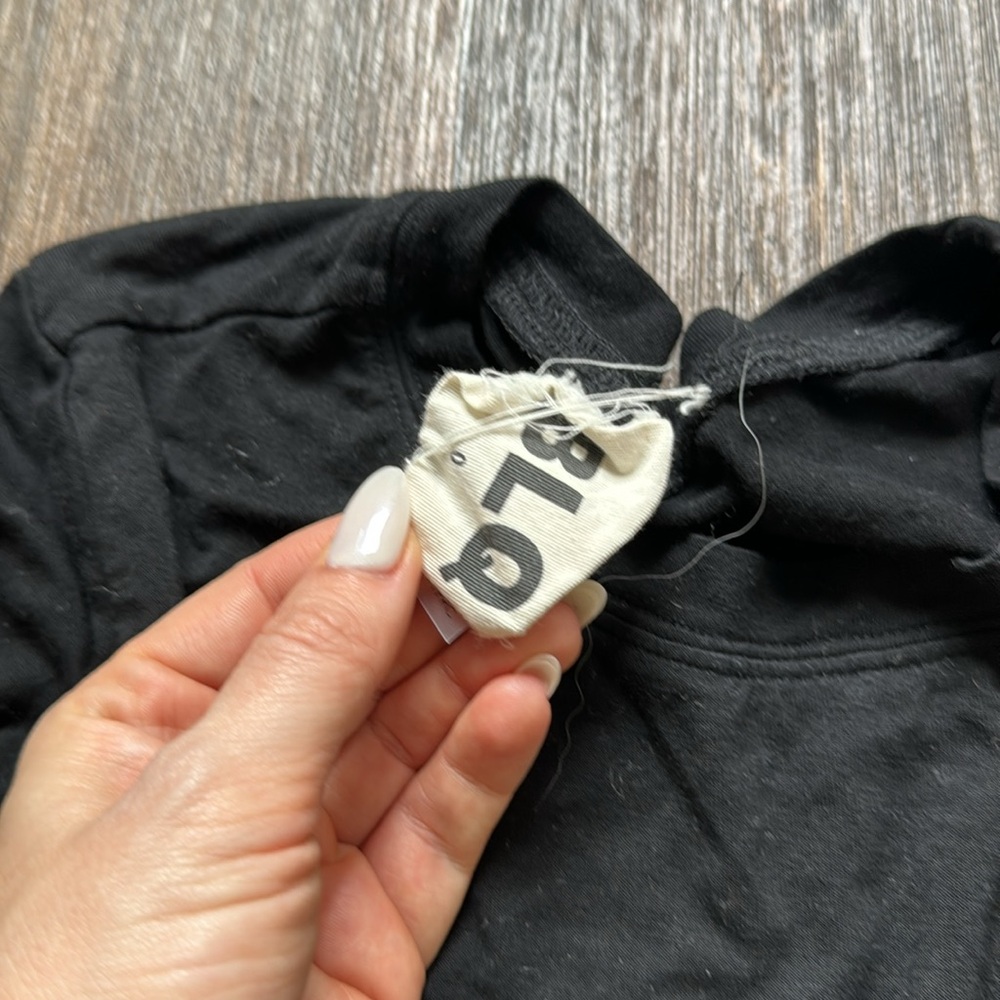BLQ BLACK LONG SLEEVE - Picture 2 of 3
